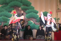 本物の舞台芸術を体験　金生第二小学校で日本舞踊公演