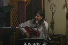 茶木みやこライヴ　　四国中央市川之江町　ジャラン・バリ