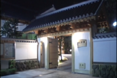 観月会　　暁雨館