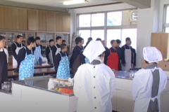 土居高校でいもたき交流会　　土居町中村