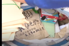 三島西中学校で　タイムカプセル開封