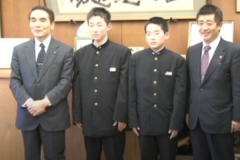 三島西中の荒木兄弟が　スキー全国大会出場を決め　市長を表敬訪問