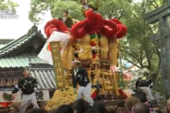 街かど　三島神社宮入り