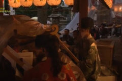 街かど百景：三皇神社宮入り