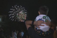 街かど百景：みなと祭花火大会