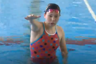 ロンドン・リオオリンピック水泳日本代表　松本弥生選手が水泳教室