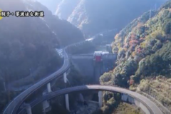 空から百景：別子翠波はな街道　秋