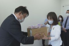 宇摩歯科医師会　幼児用歯ブラシ寄贈