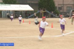 2．めざせ！上分じゃんけんキング（１・２年）　２０２２年度上分小学校 運動会