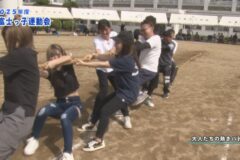 7.大人たちの熱きバトル（町民）2025年度小富士小学校運動会