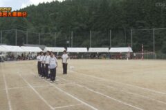 中学部/ムカデ競争　2025年度　新宮小・中学校運動会